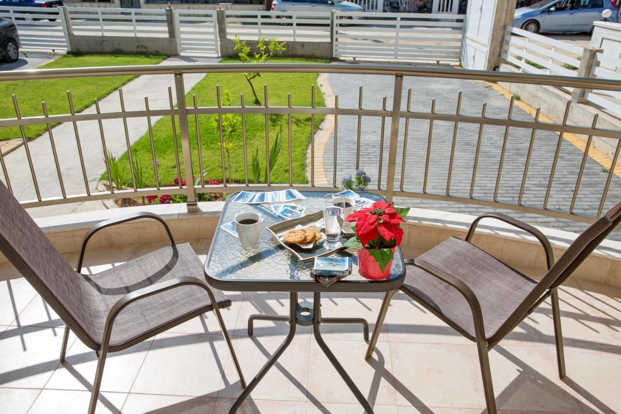 Myrsini'S Apartment Nea Peramos  Ngoại thất bức ảnh